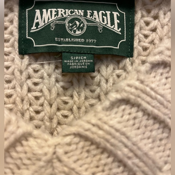 Thick, Chunky Cream Knit Sweater - Picture 3 of 3